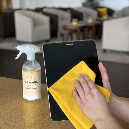 Le produit est présenté dans une application exemplaire