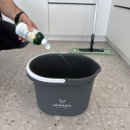 Gezeigt wird das Produkt in einer beispielhaften Anwendung